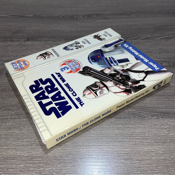 STAR WARS THE CLONE WARS Paper Model Making Kit R2-D2, Clones Trooper, AT-TE - Picture 3 of 9